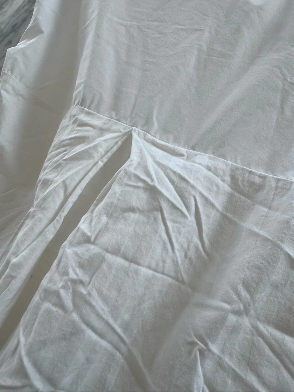 White Cotton percale bed skirt. Stripes - Home Bedding 59” x 76”